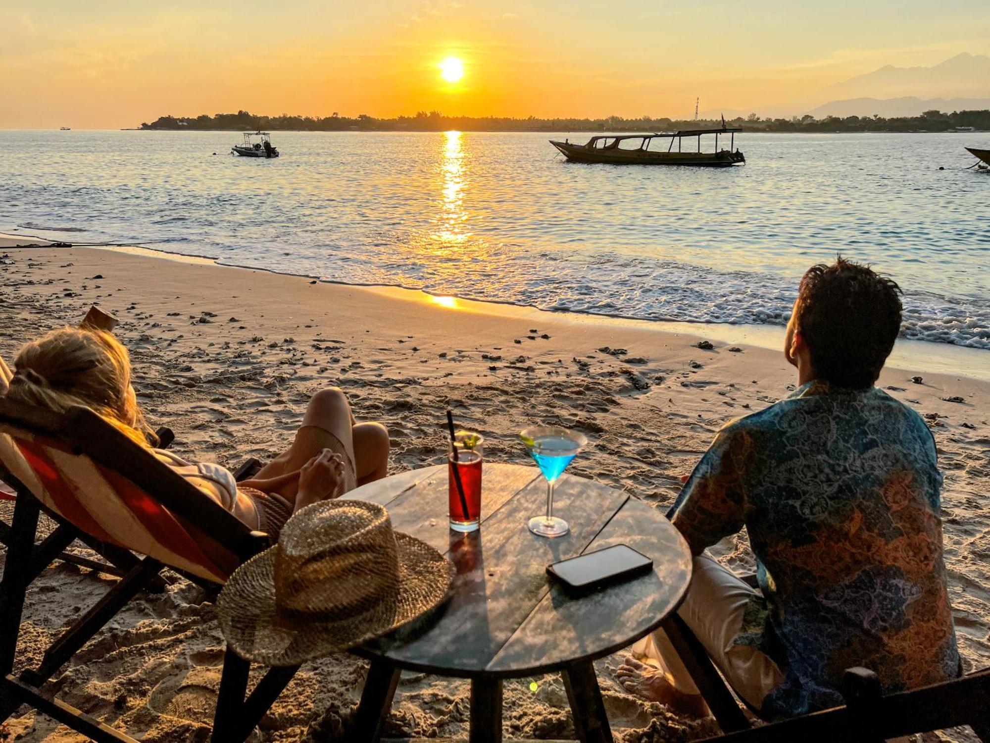 Gili Beach Bum Hostel Gili Trawangan Buitenkant foto